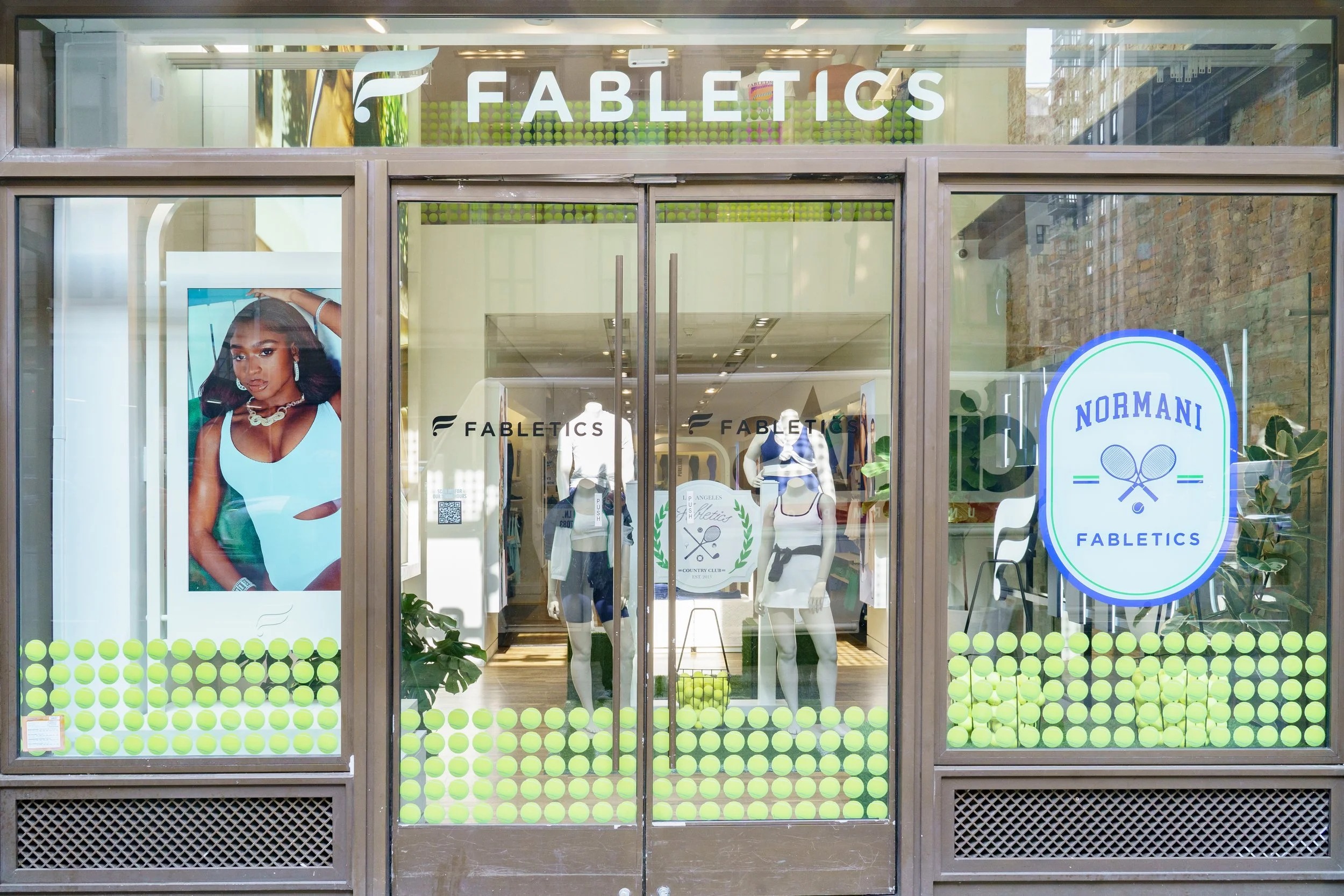 Fabletics tennis activation