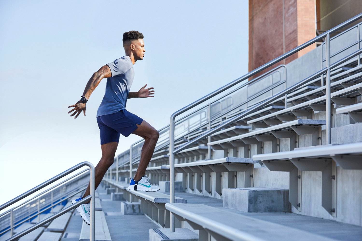 Fabletics Men Sep/Oct campaign